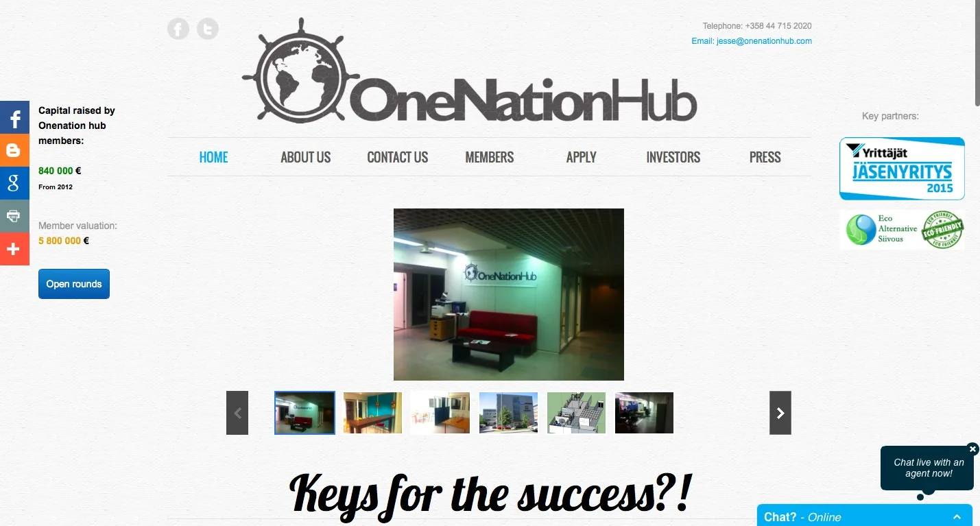 Website with the OneNationHub logo, an office lobby photo slider and the heading "Keys for the success?!".