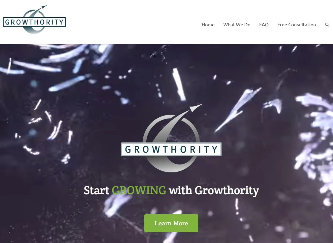 Dark landing page with an abstract background, Growthority logo and headline "Start GROWING with Growthority".